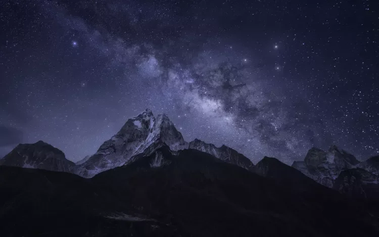 The Milky Way over Ama Dablam in Sagarmatha National Park in eastern Nepal.Credit:Weerakarn Satitniramai / Getty Images
